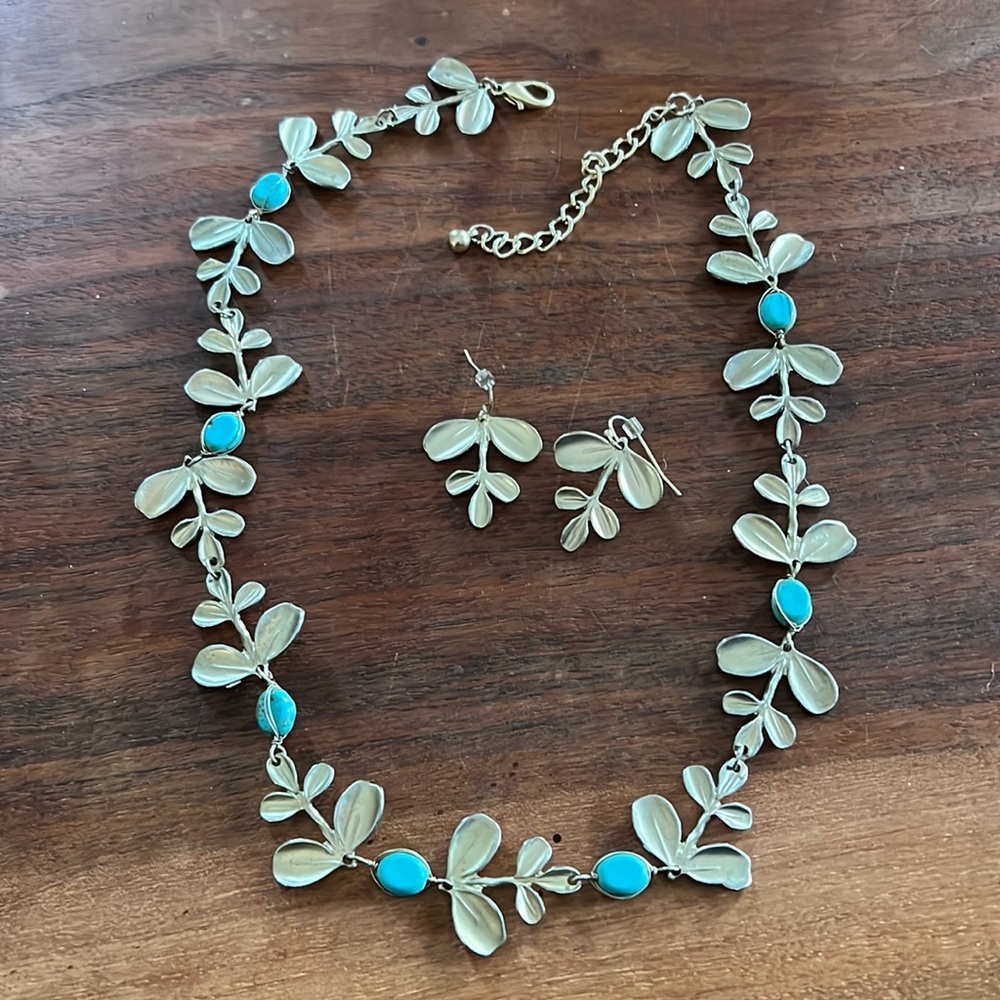 Brush Gold & Turquoise Necklace Pierced Earring Set